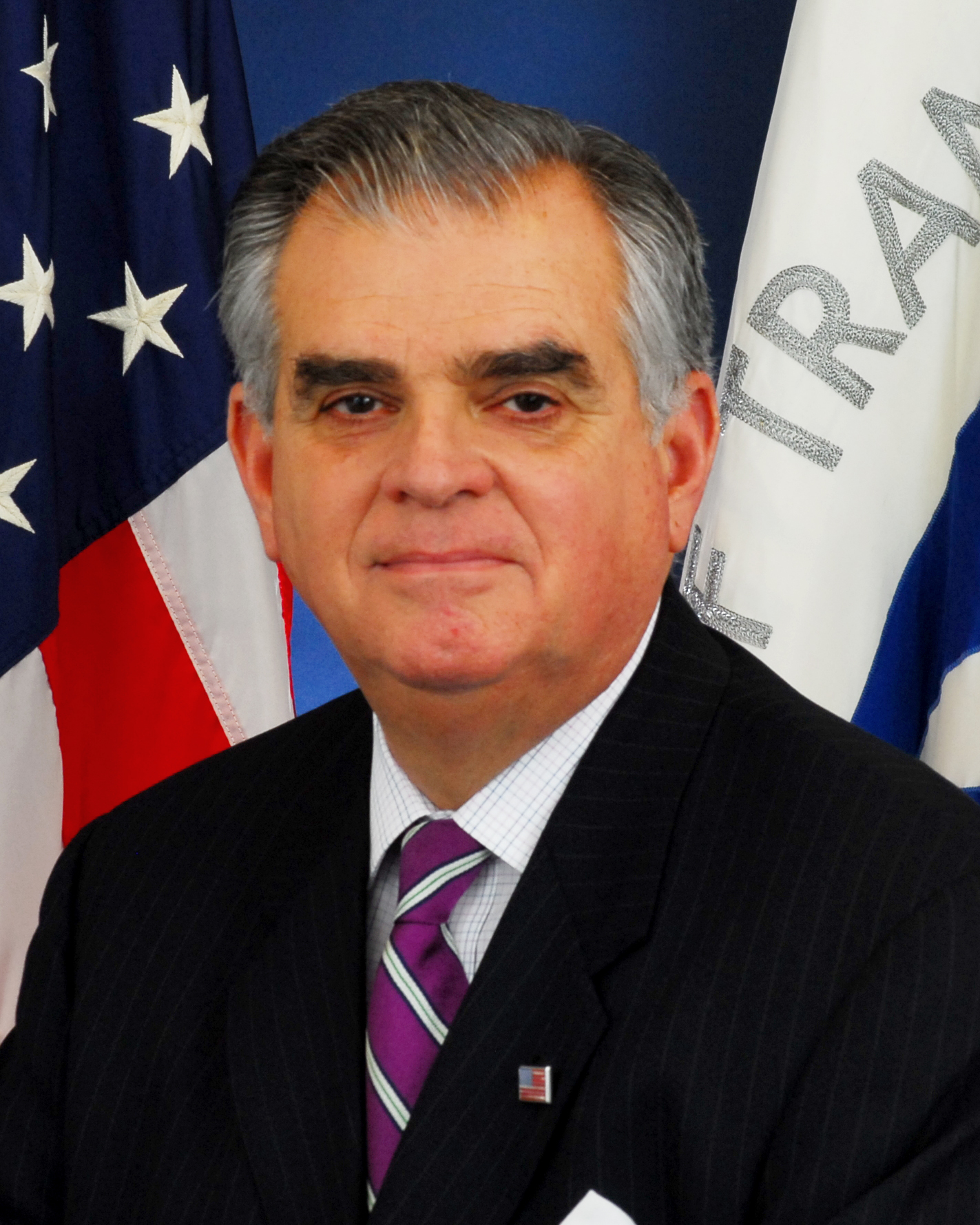 Ray_LaHood_official_DOT_portrait
